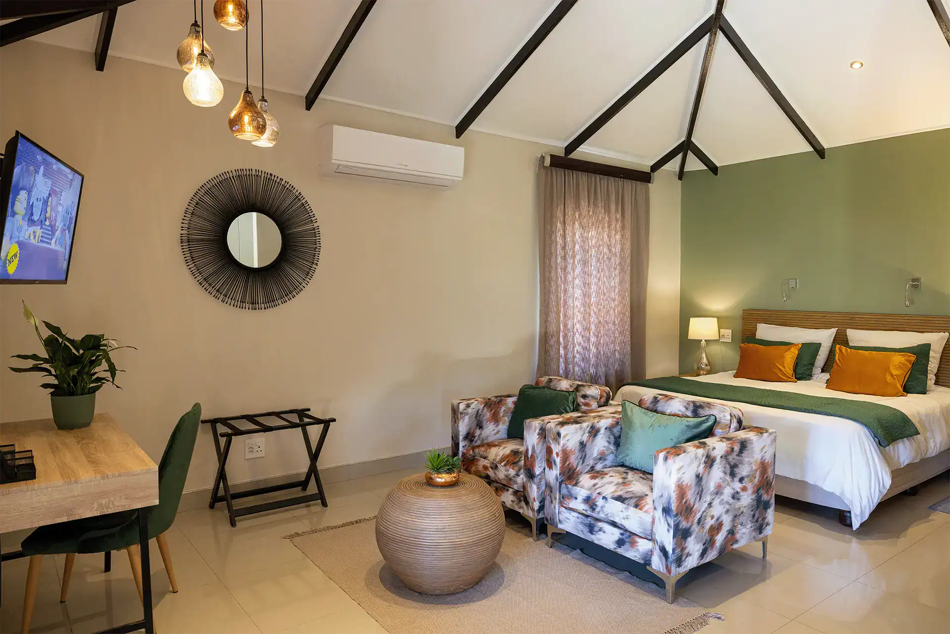 Superior King Room